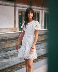 Robe en dentelle Leia-Polin et moi Hot